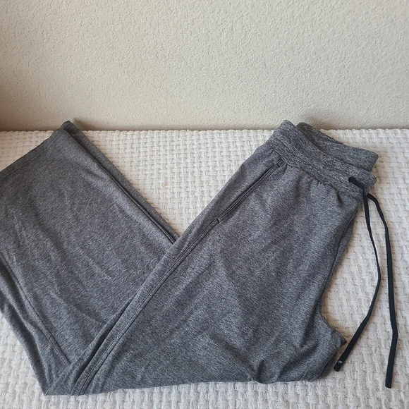#50 Fabletics Cloud Jersey Wide Leg Pant Size M - Picture 3 of 8